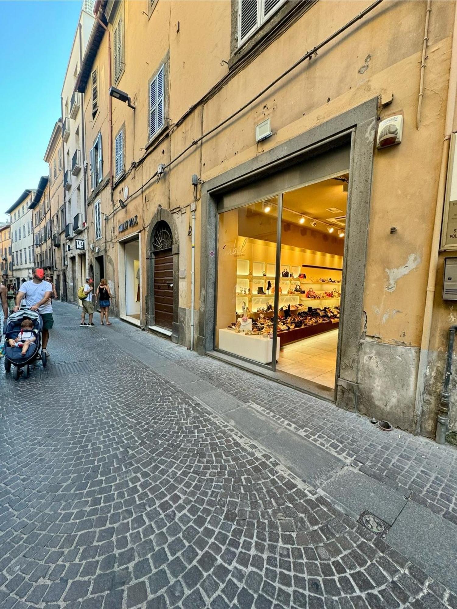 Antica Residenza Del Corso Viterbo Appartamento Vittorio Emanuele Exterior photo